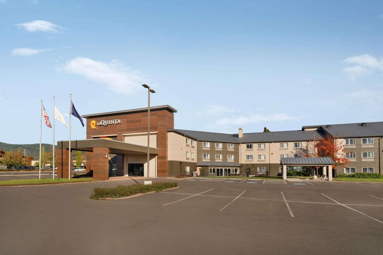 La Quinta Inn & Suites By Wyndham Springfield Eksteriør billede