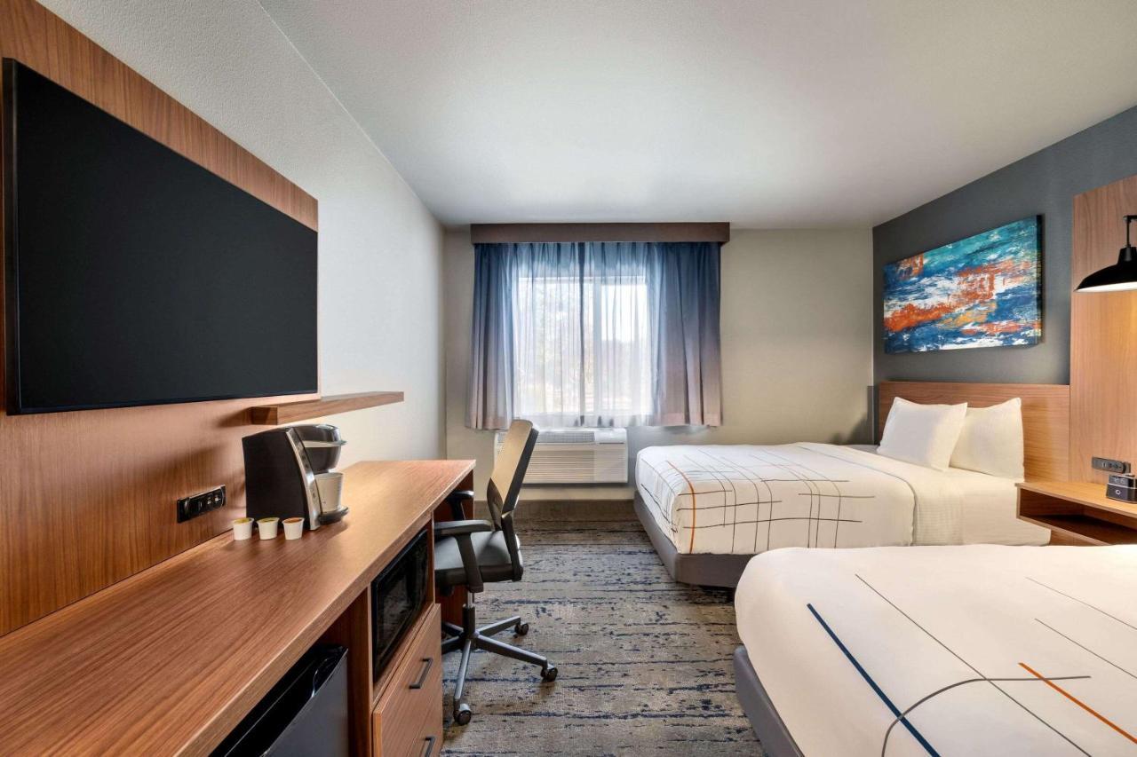 La Quinta Inn & Suites By Wyndham Springfield Eksteriør billede