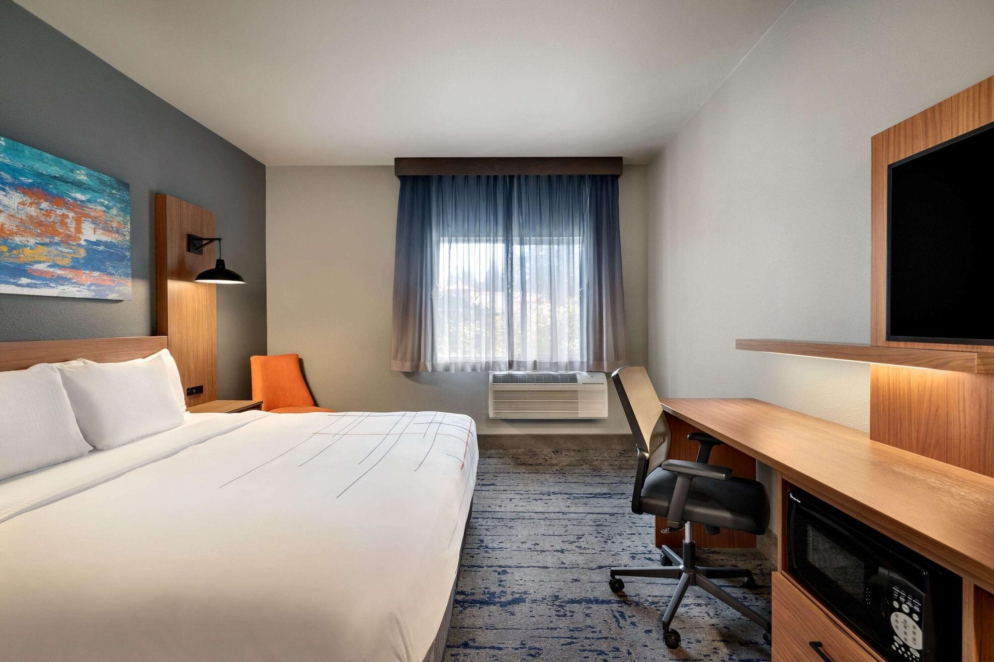La Quinta Inn & Suites By Wyndham Springfield Eksteriør billede