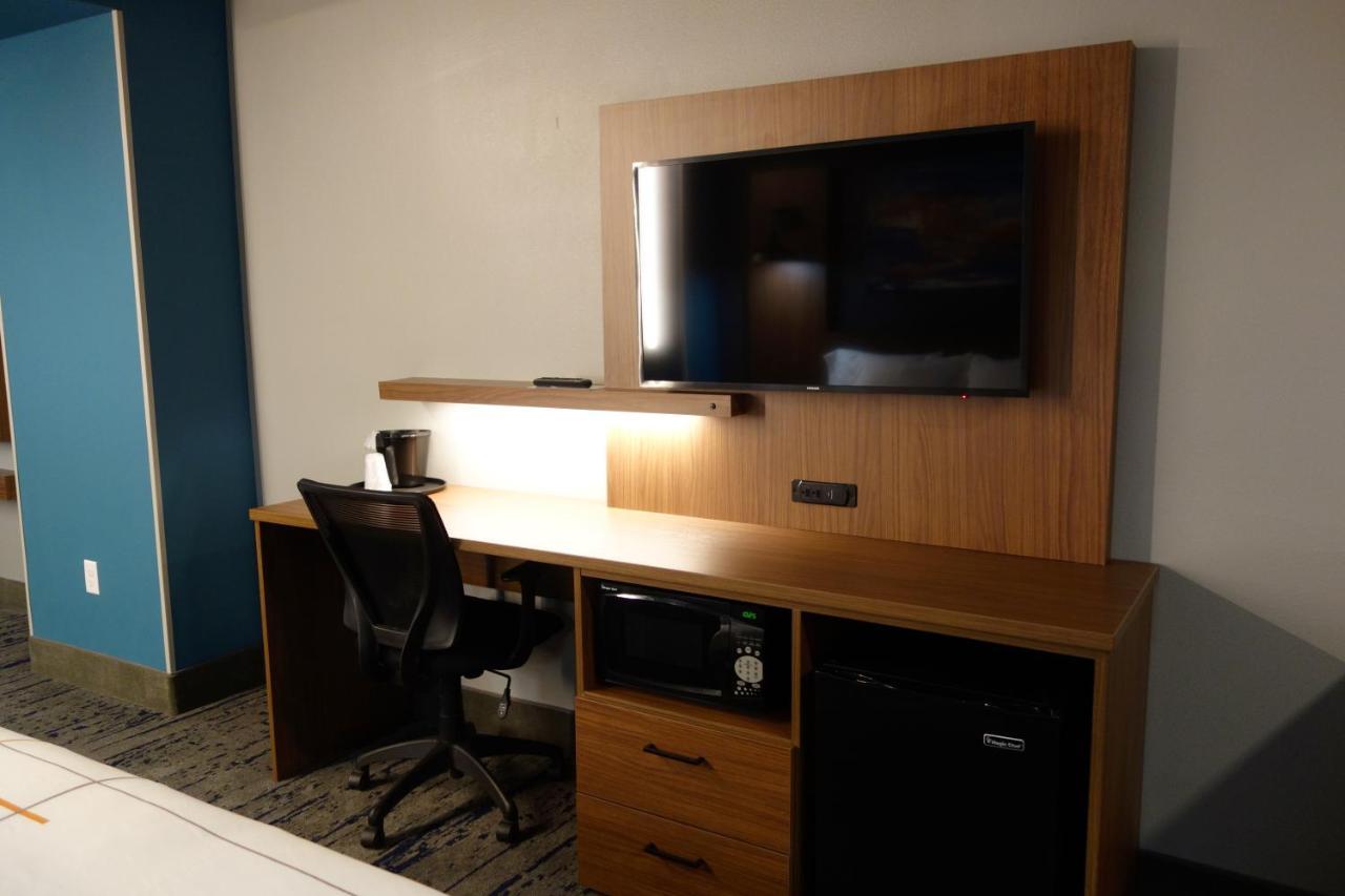 La Quinta Inn & Suites By Wyndham Springfield Eksteriør billede