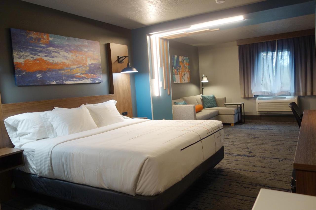 La Quinta Inn & Suites By Wyndham Springfield Eksteriør billede